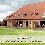 Feinheit - Gulfhof Nahe Greetsiel Mit Sauna, Garten & 3 Schlafzimmern Апартаменты *
