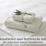 Апартаменты Feinheit - Gulfhof Nahe Greetsiel Mit Sauna, Garten & 3 Schlafzimmern Крумхёрн